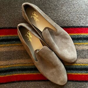 Crown Vintage suede loafers Sz 7.5